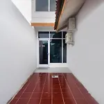 Oyo Life 3055 Rumah Enin